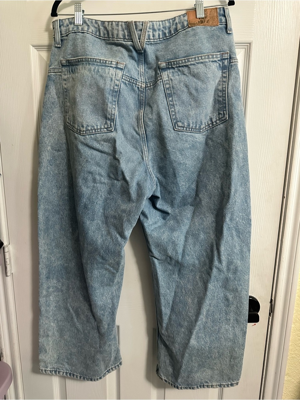 Free People We The Free Deep Trance Dropped Boyfriend Jeans - Button Fly 31 - Picture 8 of 9